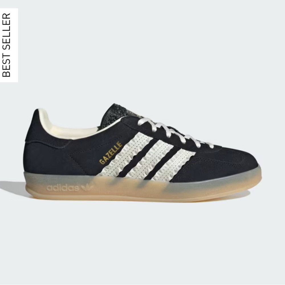 Adidas Gazelle womens 8 ruffle stripes
